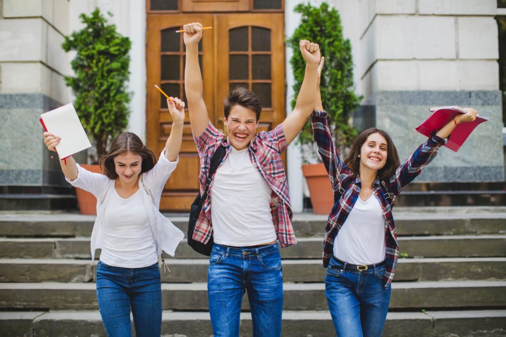 étudiants excités